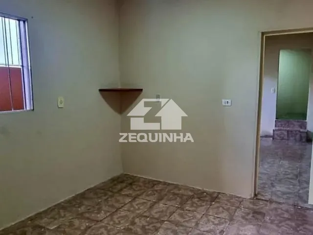 Prédio com 600m² 4 quartos e 3 banheiros, à venda, no bairro Santa Maria em Osasco