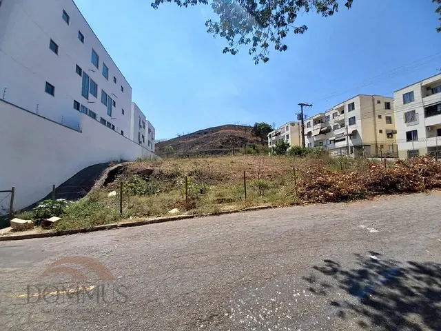 Terreno com 597m², à venda, no bairro Parque das Águas em Ipatinga