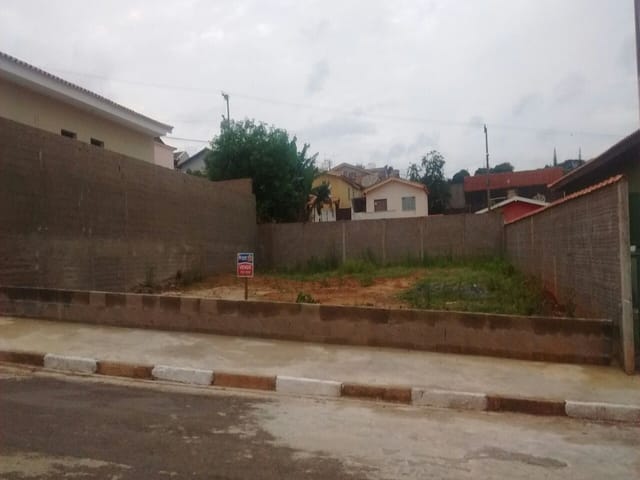 Foto do Terreno - TERRENO para Venda
CATETOS, GUAXUPÉ
250,00 total | Guaxupé Imóveis Ltda