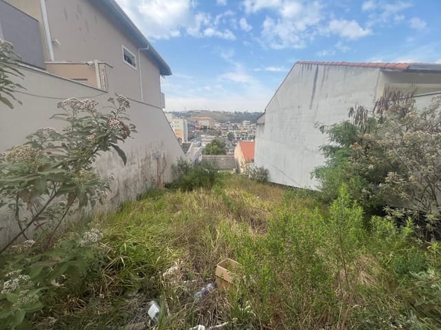 Terreno com 206m², à venda, no bairro Portais (Polvilho) em Cajamar