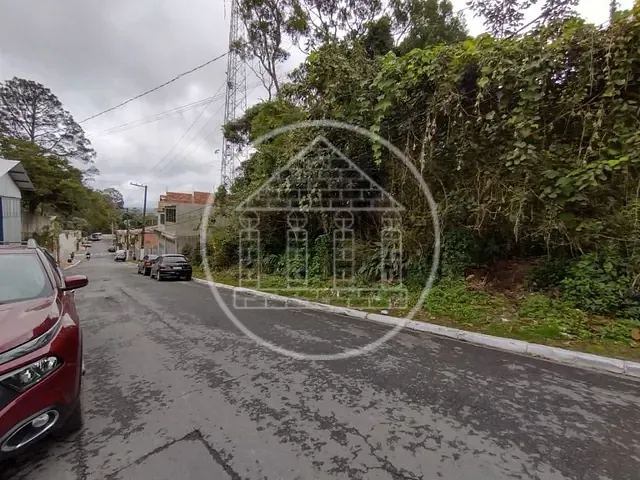 Terreno com 960m², à venda, no bairro Parelheiros em São Paulo