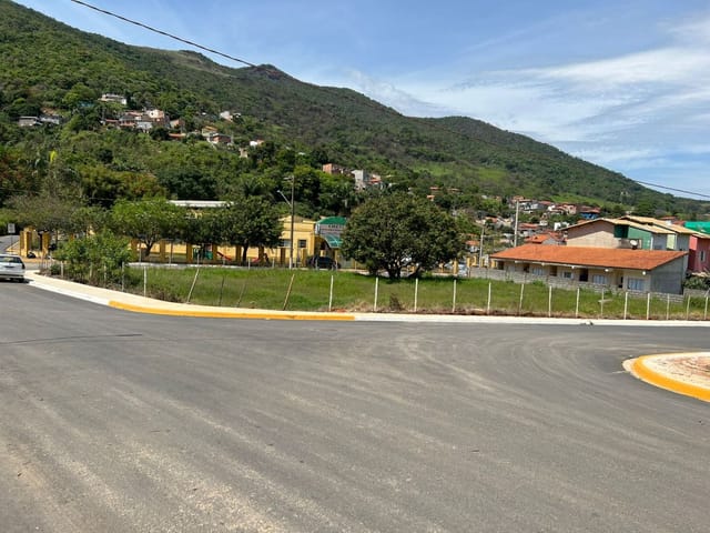 Terreno com 1000m², para alugar, no bairro Vila Rica em Extrema