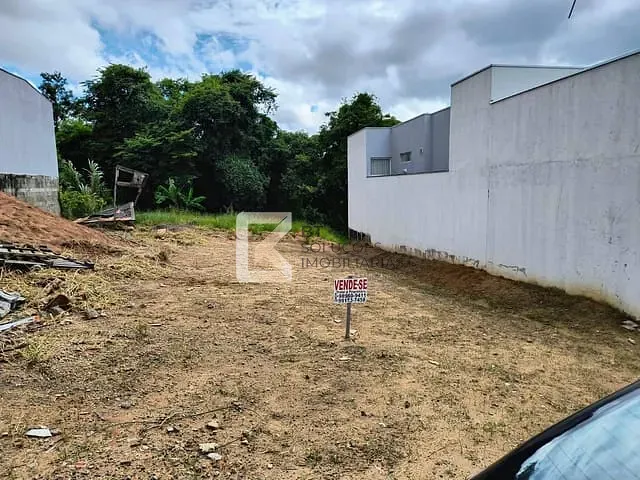 Terreno com 150m², à venda, no bairro Jardim das Maritacas em Indaiatuba