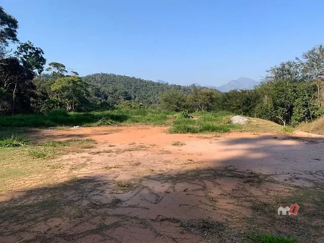 Terreno com 4441m², à venda, no bairro Itaipava em Petrópolis
