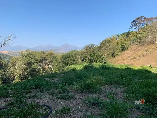 Terreno com 4441m², à venda, no bairro Itaipava em Petrópolis