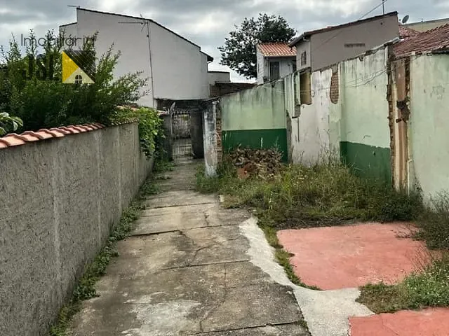 Terreno com 161m², à venda, no bairro Vila Santos em Caçapava