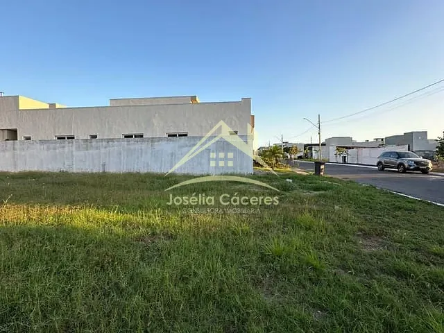 Terreno com 371m², à venda, no bairro imperial em Cuiabá