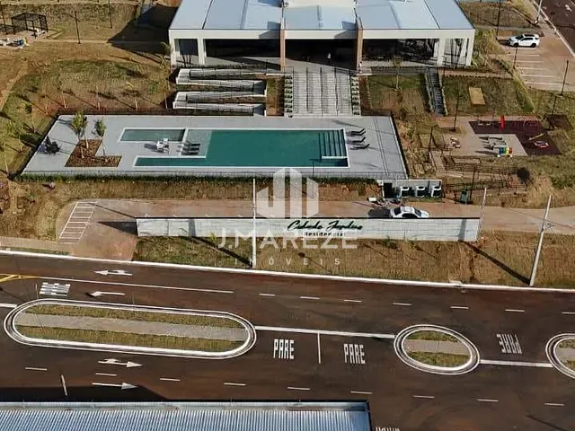 Terreno com 200m², à venda, no bairro Núcleo Habitacional Parigot de Souza em Apucarana