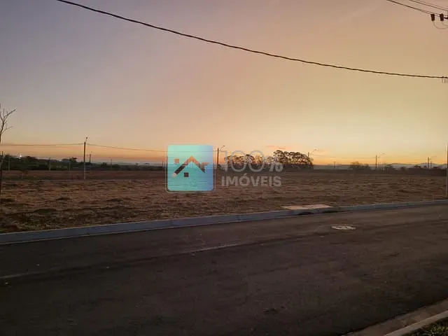 Terreno com 250m², à venda, no bairro Jardim Satélite em São José dos Campos