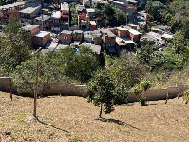 Terreno com 150m², à venda, no bairro Nova Jaguari em Santana de Parnaíba
