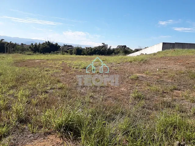 Terreno com 3236m², à venda ou para alugar, no bairro Terras de Benvira em Tremembé