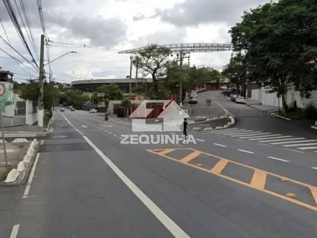 Terreno com 741m², à venda, no bairro Morumbi em Sao Paulo