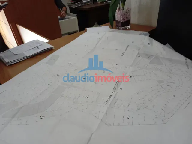Terreno com 15905m², à venda, no bairro Roselândia em Barra Mansa