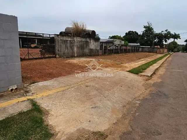 Terreno com 2700m², à venda, no bairro Residencial Novo Jardim em Sinop