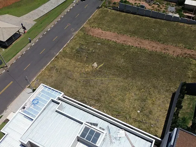 Terreno com 360m², à venda, no bairro Cachoeira em Atibaia