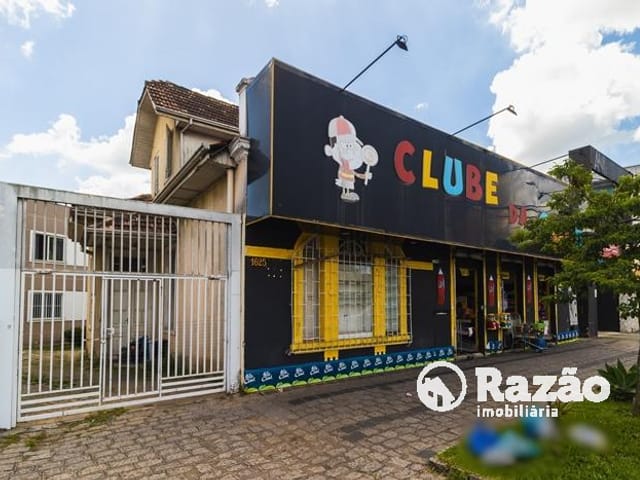 Terreno com 450m², à venda, no bairro Mercês em Curitiba