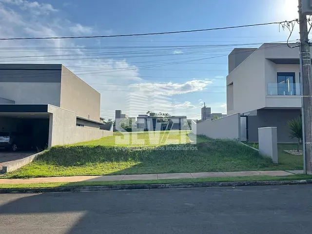 Terreno com 376m², à venda, no bairro Samambaia Parque Residencial em Bauru