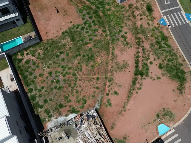 Terreno com 360m², à venda, no bairro Vila Santista em Atibaia