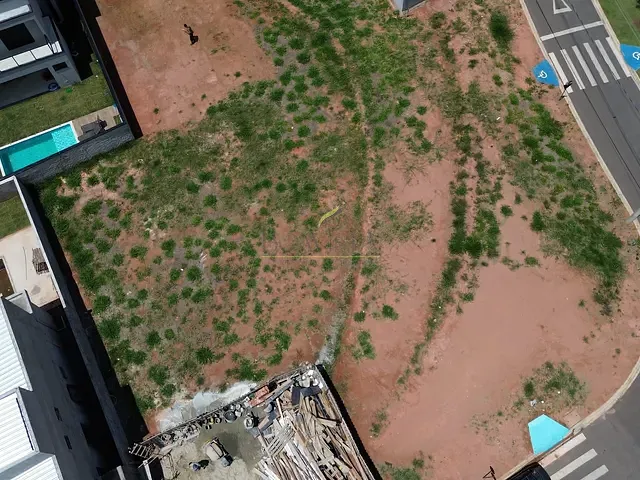 Terreno com 360m², à venda, no bairro Vila Santista em Atibaia