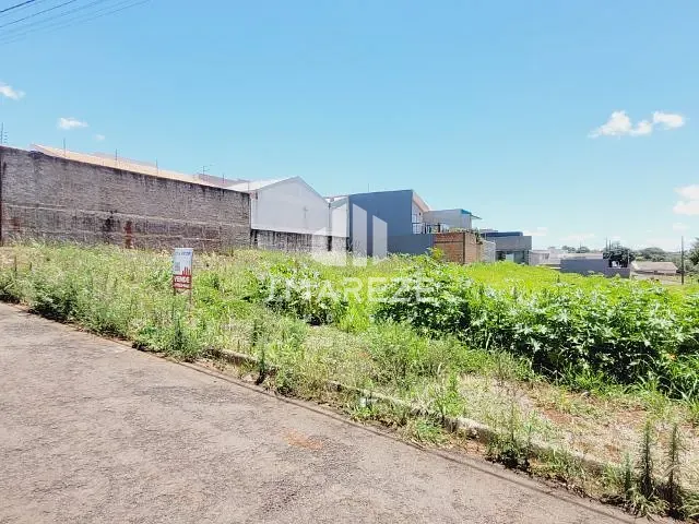 Terreno com 360m², à venda, no bairro Residêncial Joaquim Vicente de Castro em Apucarana