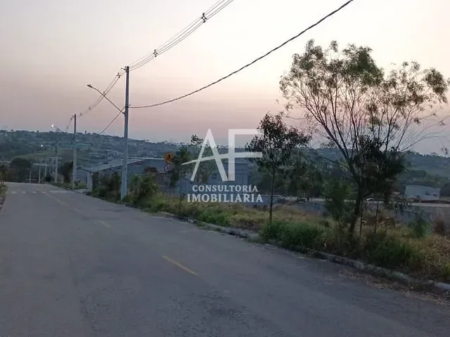Terreno com 250m², à venda, no bairro Jardim Julieta em Taubaté