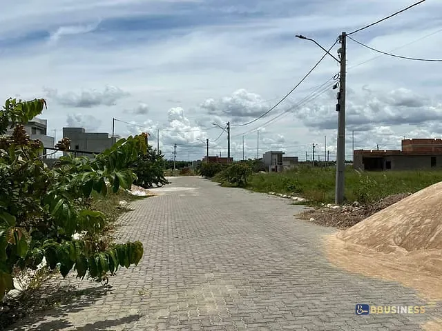 Terreno com 140m², à venda, no bairro Centro em Campos dos Goytacazes