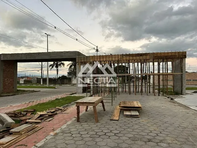 Terreno com 154m², à venda, no bairro Loteamento Portal dos Pássaros em Caraguatatuba