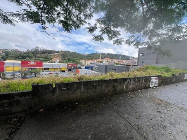 Terreno com 324m², à venda, no bairro Portais (Polvilho) em Cajamar