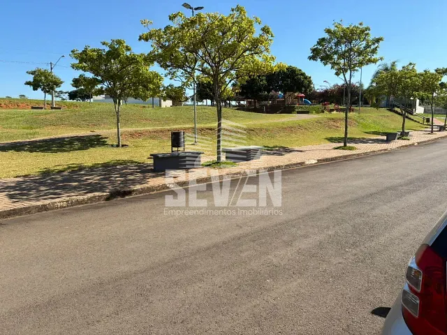 Terreno com 392m², à venda, no bairro Samambaia Parque Residencial em Bauru