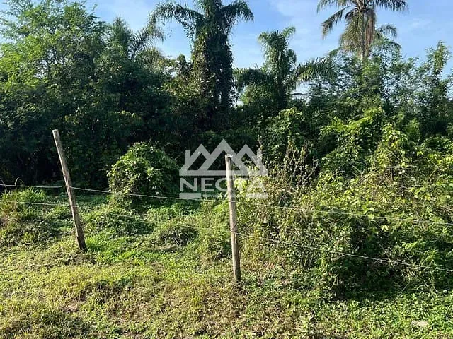 Terreno com 284m², à venda, no bairro Balneário Recanto do Sol em Caraguatatuba