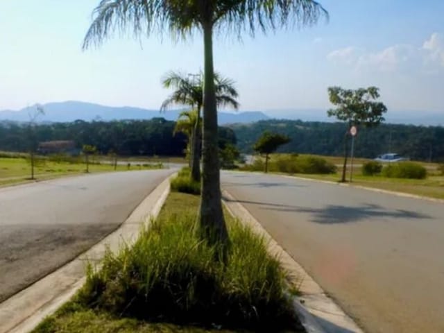Terreno com 540m², à venda, no bairro Jardim Bandeirantes em Santana de Parnaíba