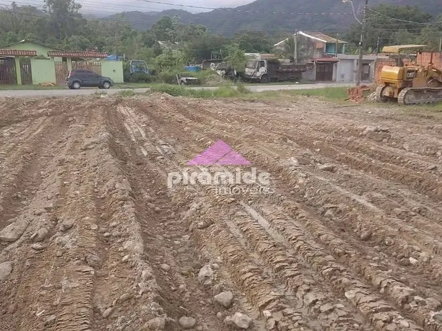 Terreno com 245m², à venda, no bairro Jardim Gaivotas em Caraguatatuba