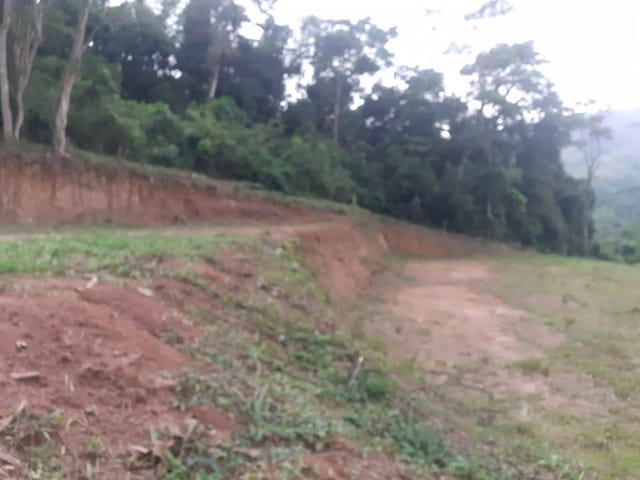 Terreno com 6000m², à venda, no bairro Araras em Petrópolis