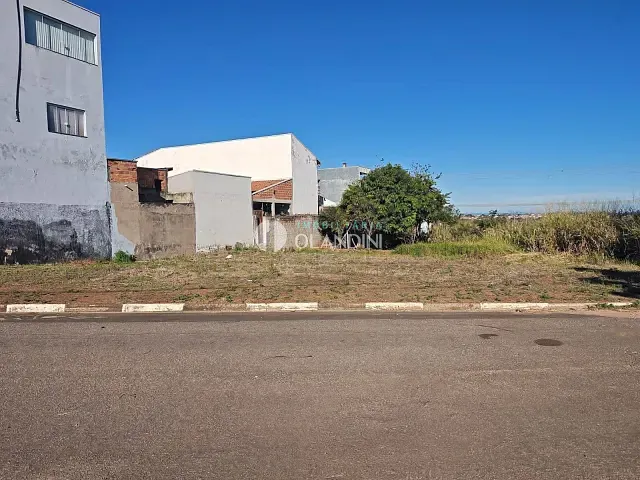 Terreno com 300m², à venda, no bairro Jardim dos Ipês em Artur Nogueira