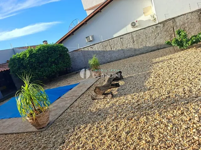 Terreno com 220m², à venda, no bairro Jardim Europa II em Artur Nogueira