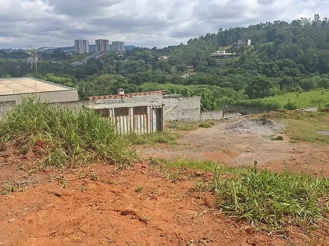 Terreno com 2000m², à venda, no bairro Chácara Portal das Estâncias em Bragança Paulista