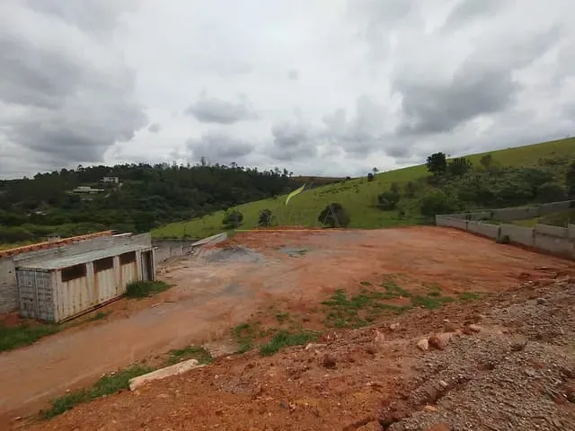 Terreno com 2000m², à venda, no bairro Chácara Portal das Estâncias em Bragança Paulista