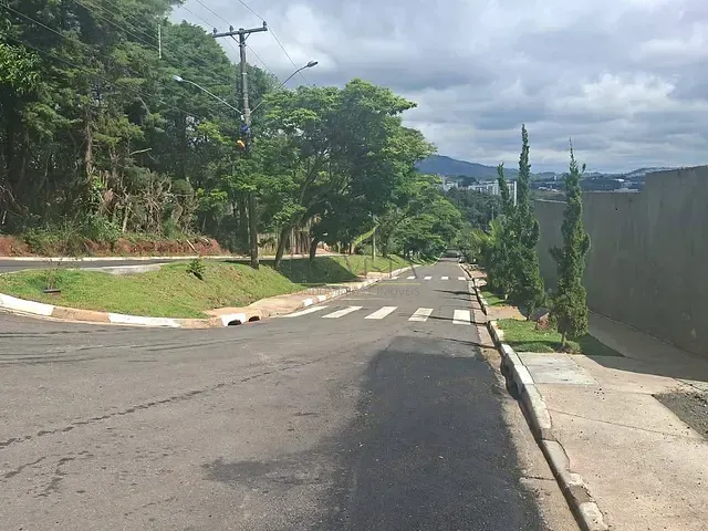 Terreno com 2000m², à venda, no bairro Chácara Portal das Estâncias em Bragança Paulista
