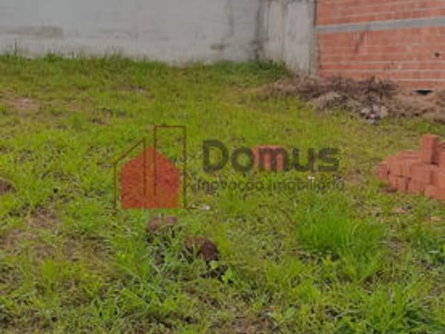 Terreno com 350m², à venda, no bairro Loteamento Residencial e Comercial Flamboyant em Pindamonhangaba