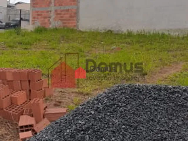 Terreno com 350m², à venda, no bairro Loteamento Residencial e Comercial Flamboyant em Pindamonhangaba