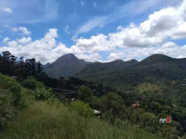 Terreno com 3647m², à venda, no bairro Itaipava em Petrópolis