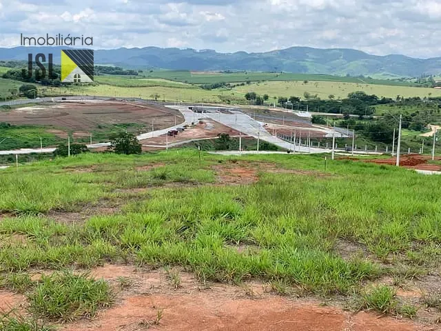 Terreno com 356m², à venda, no bairro Guamirim em Caçapava