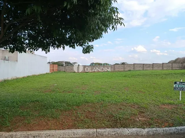 Terreno com 518m², à venda, no bairro Portal dos Manacás em Artur Nogueira