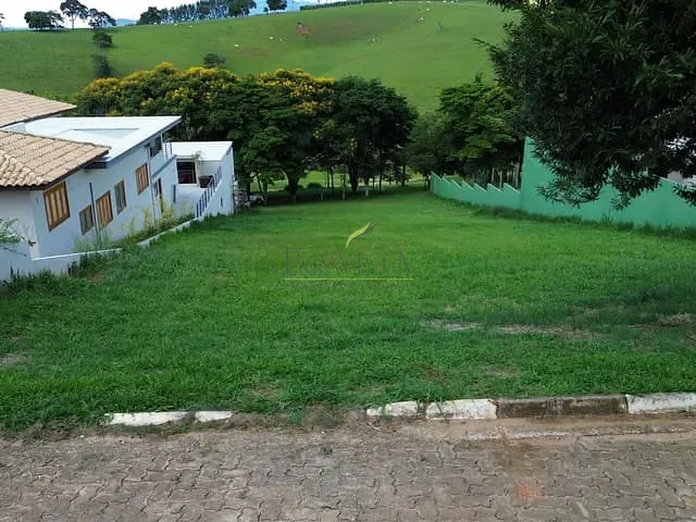 Terreno com 1425m², à venda, no bairro Sete Pontes em Piracaia