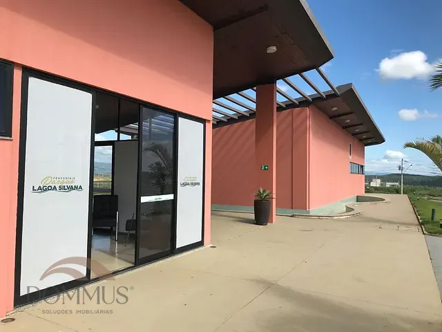 Terreno com 450m², à venda, no bairro Condomínio Lagoa Silvana - Parques do Vale em Caratinga