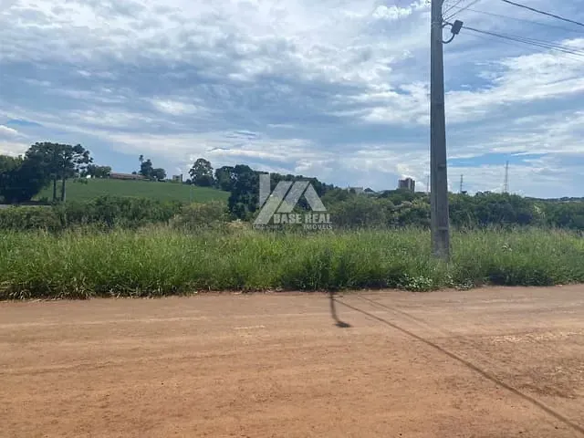 Terreno com 300m², à venda, no bairro Jardim Europa em Laranjeiras Do Sul