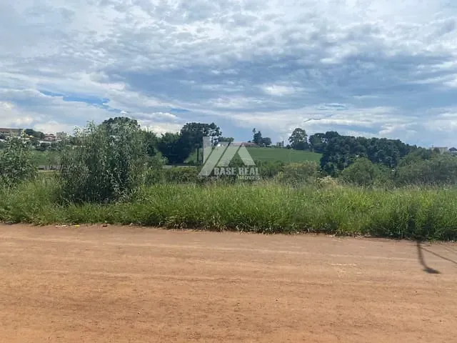 Terreno com 300m², à venda, no bairro Jardim Europa em Laranjeiras Do Sul
