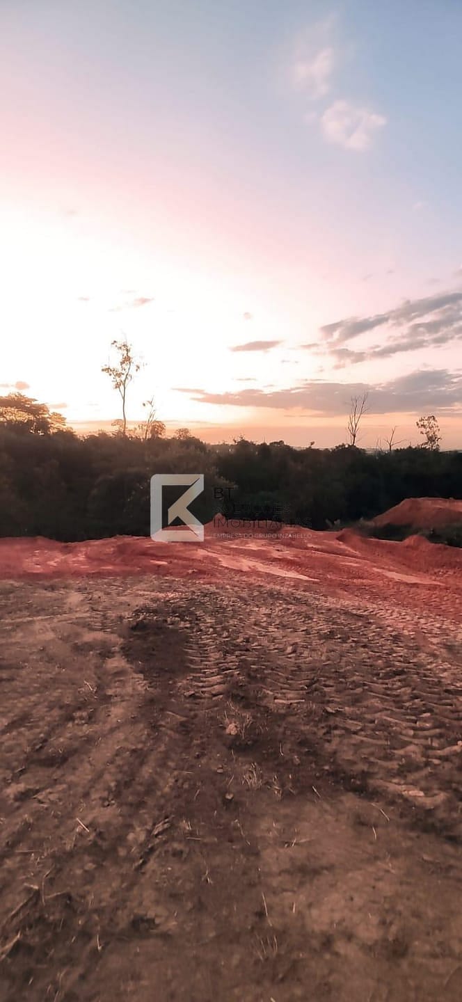 Terreno, 303 m² - Foto 4