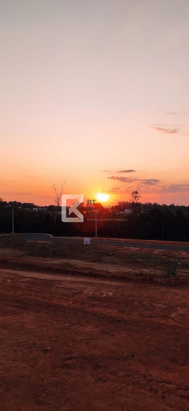 Terreno, 303 m² - Foto 1