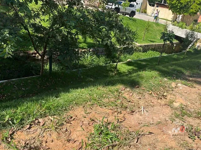 Terreno com 500m², à venda, no bairro Carangola em Petrópolis